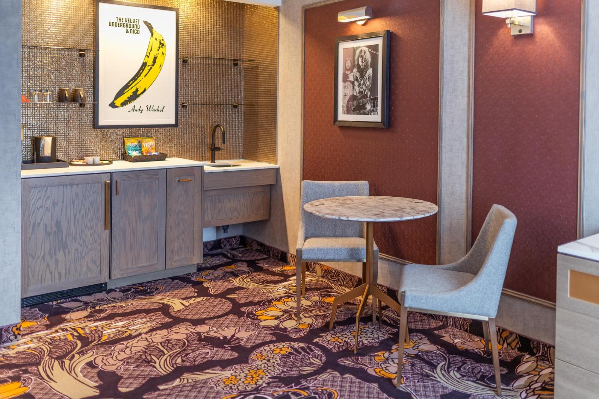 Jag Boutique Hotel Сент-Джонс Экстерьер фото